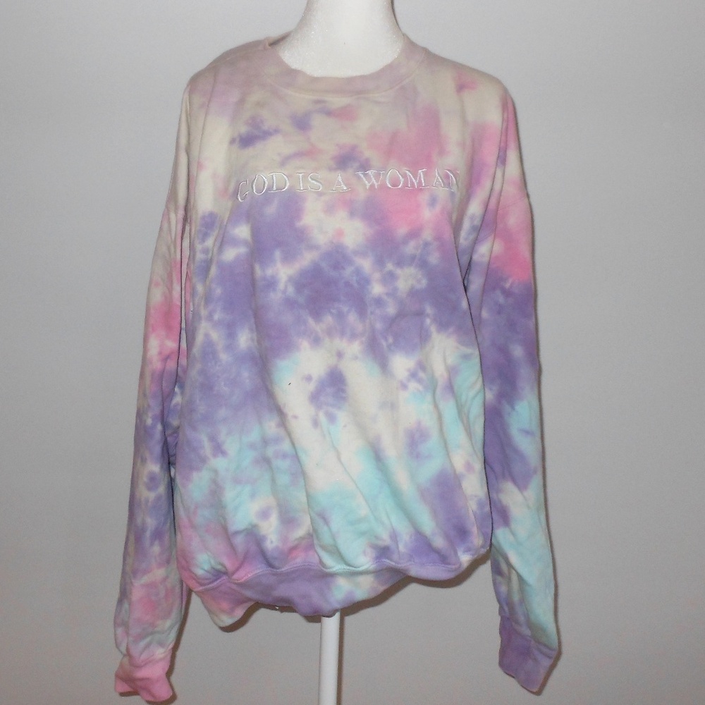 Ariana Grande 2018 Tour Merch Sweater – Size Medium